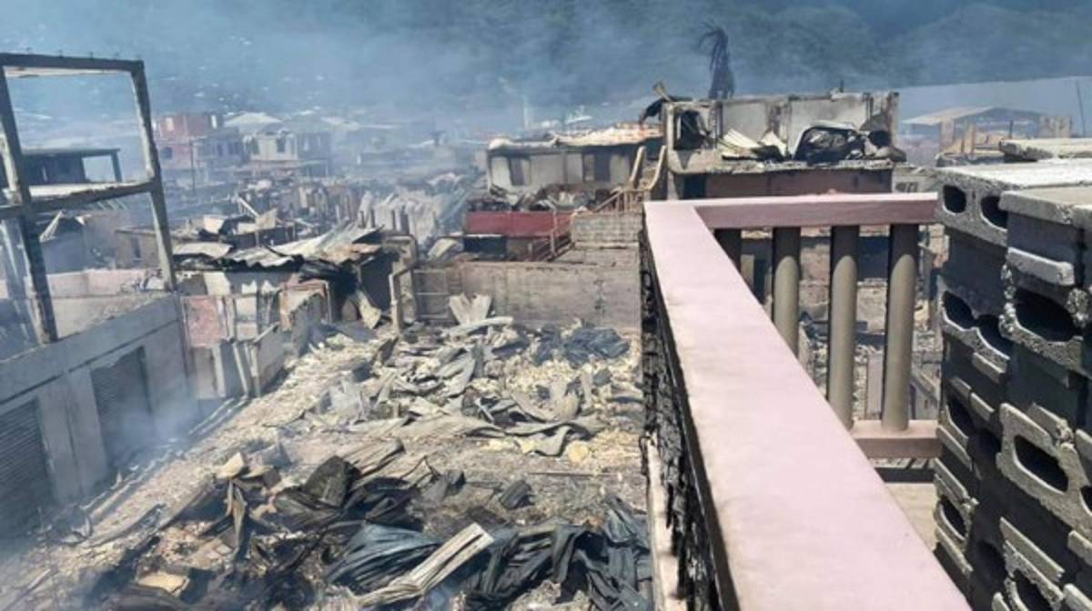 ¡Apocalíptico! Imágenes dolorosas de la devastación que dejó el incendio que arrasó la isla de Guanaja