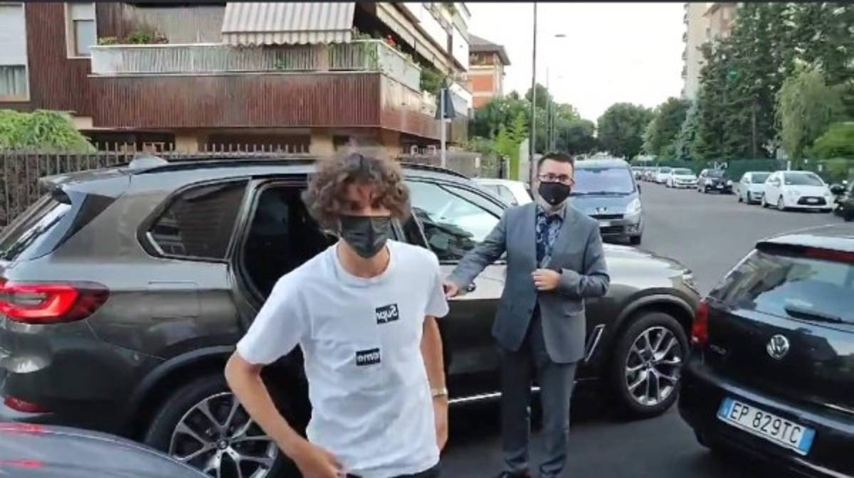 Arde el mercado: cuatro bajas en Barcelona, golpe en la mesa por Mbappé, primera víctima de CR7 en el United y los fichajes oficiales