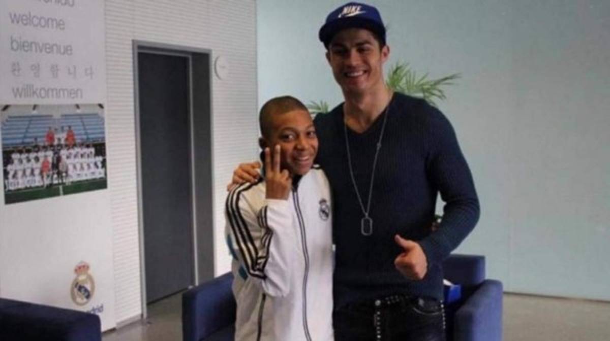 Futbolistas que son fanáticos de un equipo y han jugado para el conjunto rival