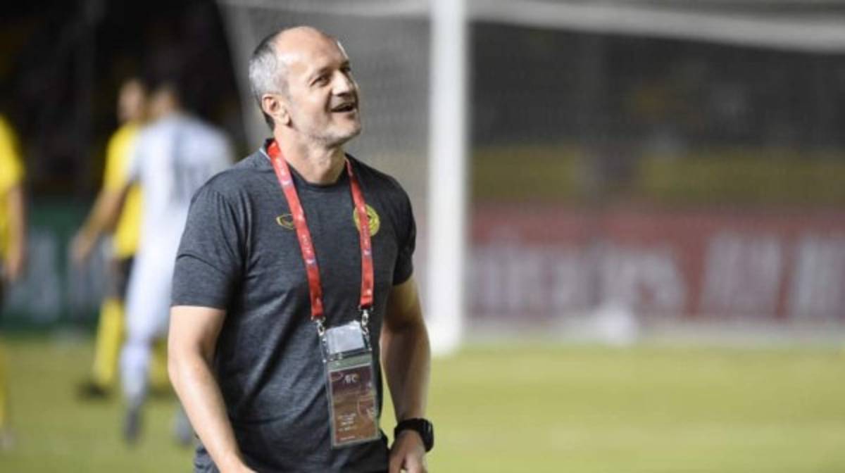 ¿Qué hace actualmente Risto Vidakovic, extécnico de Motagua que echó a Amado Guevara?