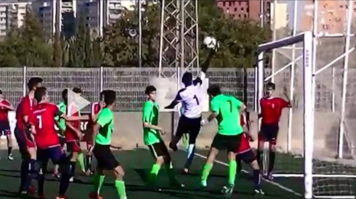 Así juega José Manuel, el niño al que comparan con Keylor Navas