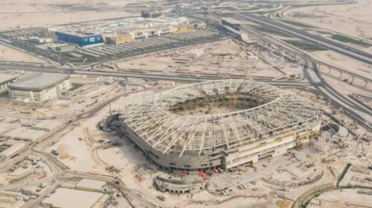Qatar no se detiene a pesar del coronavirus y continúa terminando sus estadios