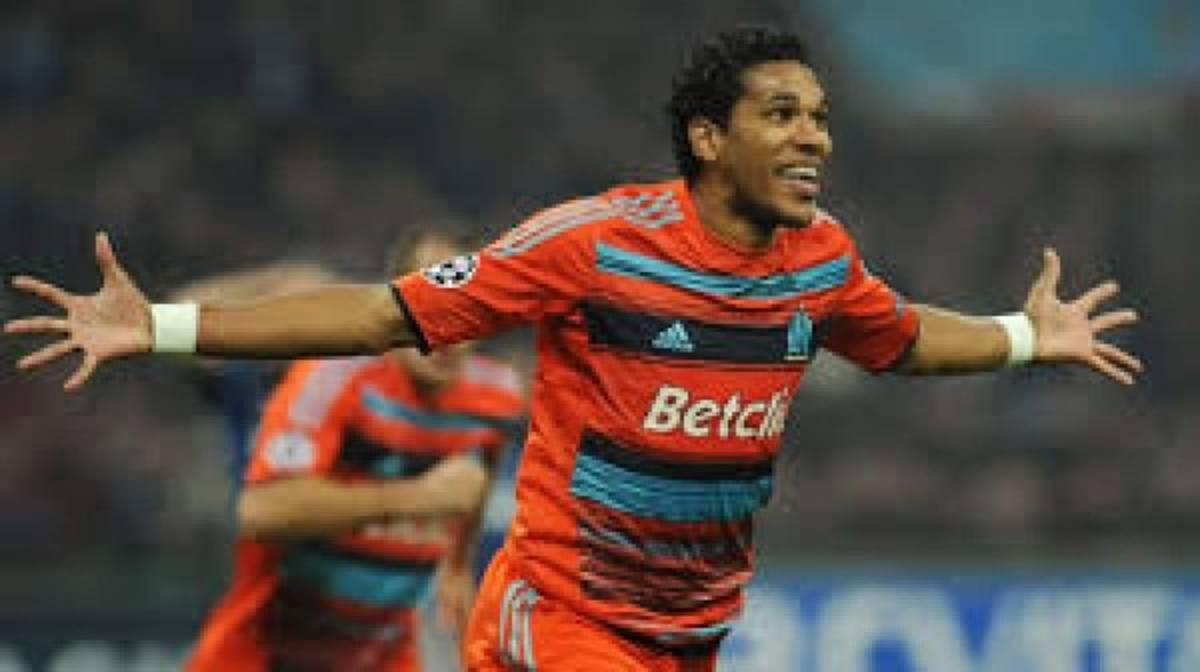 ¡Los más odiados! Los futbolistas menos queridos del mundo