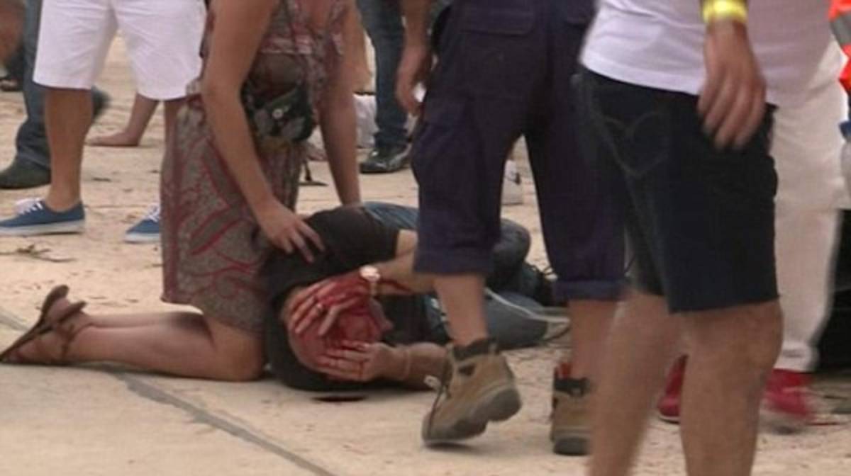 DE TERROR: Uno de los hombres más ricos del mundo arrolla a 26 personas en su auto de 1.2 millones de dólares