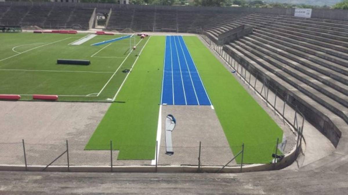 ¡Irreconocible! Con grama sintética y pista olímpica, así marcha la remodelación al estadio Roberto Suazo Córdova de La Paz