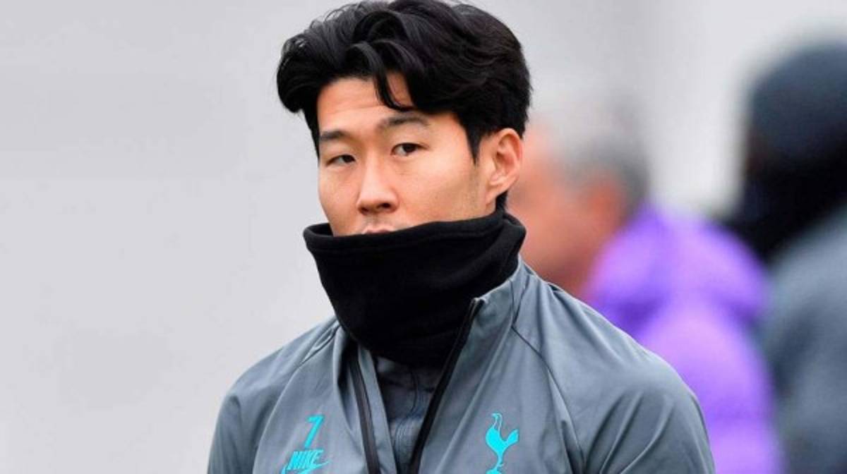 Pistola en mano y casco número 136: Las impactantes imágenes de Son Heung-min cumpliendo el servicio militar   