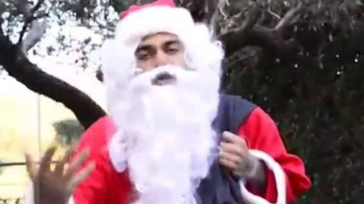 VIDEO: Dani Alves y su divertido saludo navideño