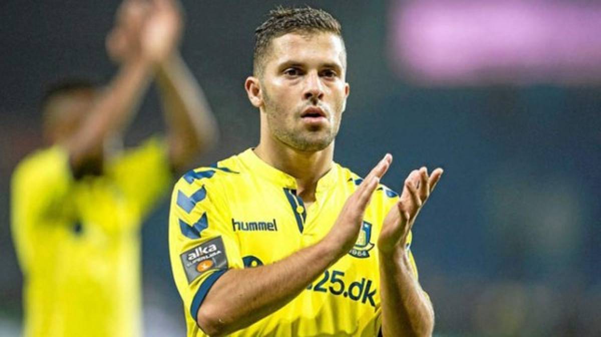 Real Madrid se 'harta' de Benzema y encuentra sustitutos a Cristiano