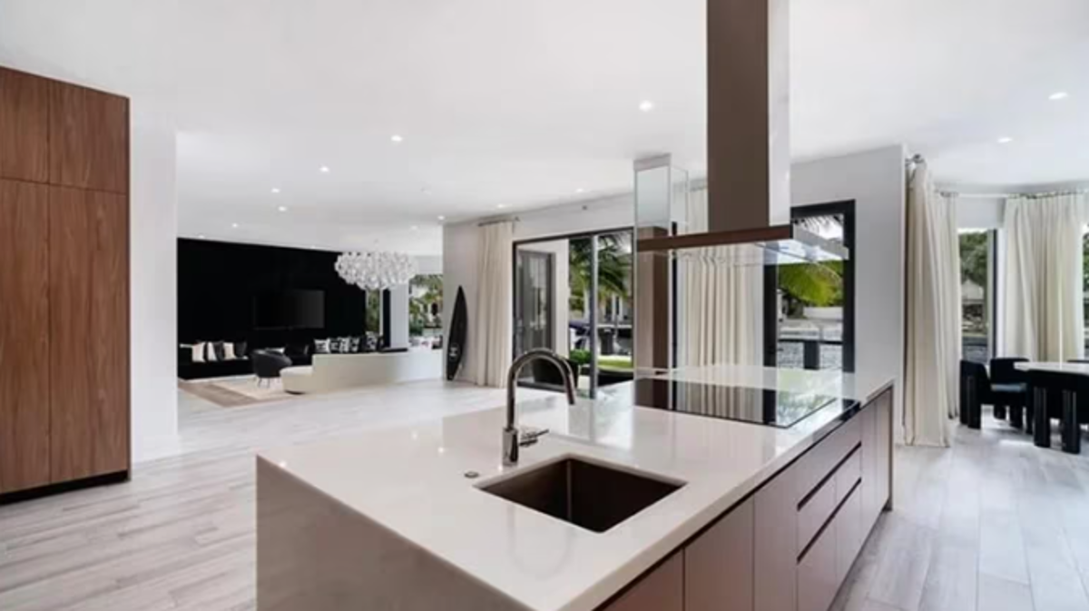 Messi compró una tremenda mansión para vivir en Miami: cuánto le costó y así es por dentro