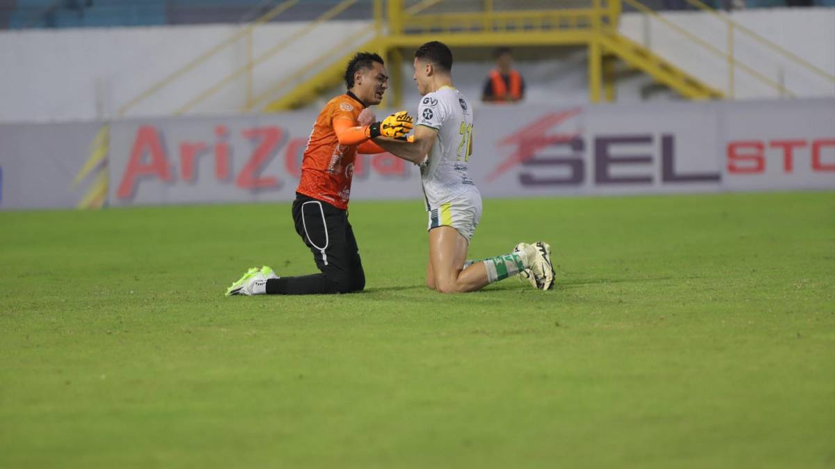 Frustración total en el plantel aurinegro y charla privada; locura de los olanchanos: lo que no se vio del Real España vs Juticalpa