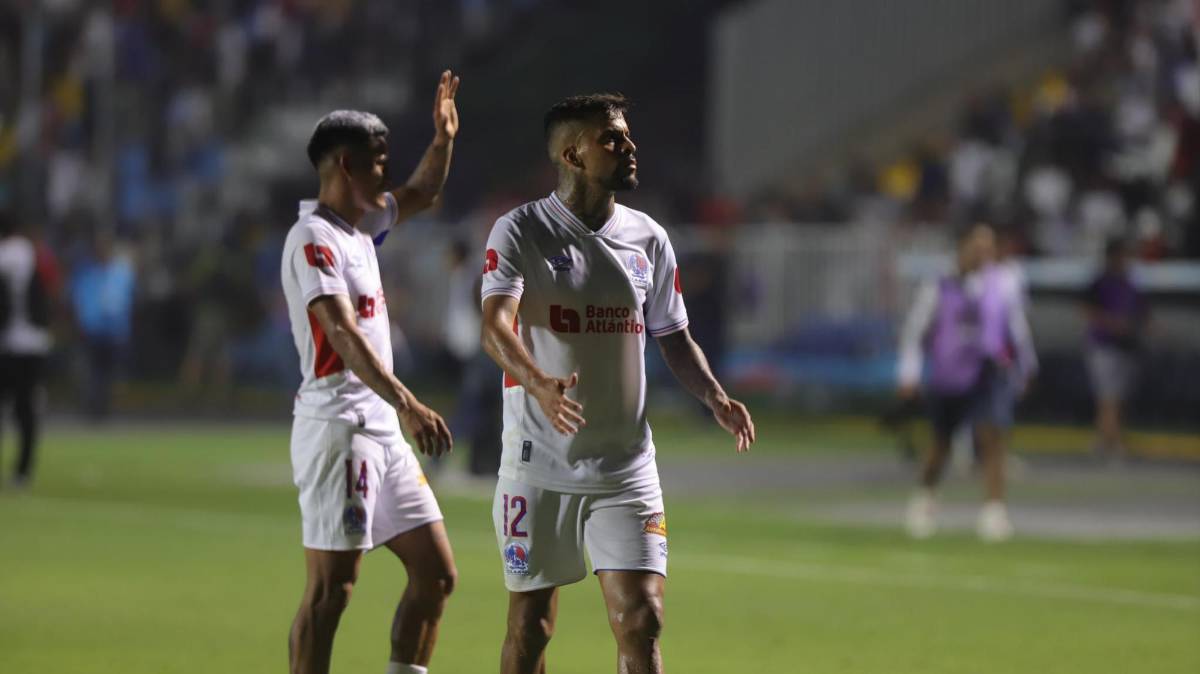 Los locos que se colaron a ver la final en el Nacional, el tremendo llenazo de Olimpia y tristeza de Marathón; invitado especial