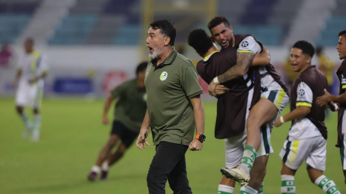 Frustración total en el plantel aurinegro y charla privada; locura de los olanchanos: lo que no se vio del Real España vs Juticalpa