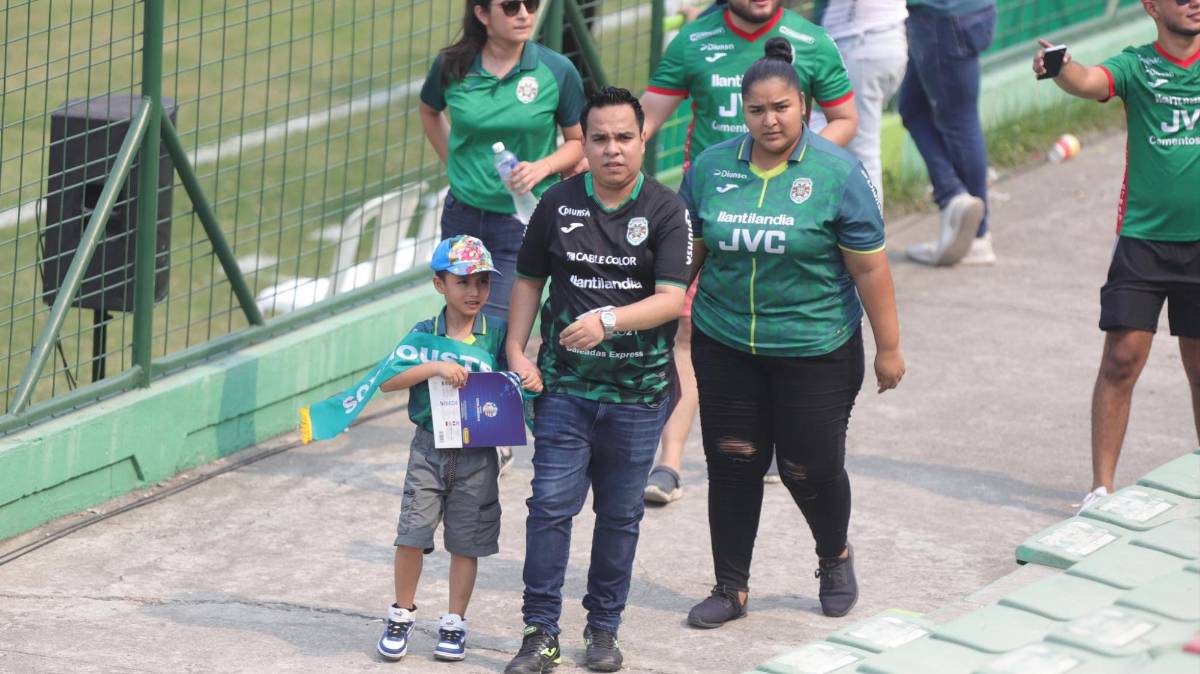 FOTOS: ¡Bellezas y ambientazo! Las hermosas chicas que engalanaron el Marathón - Génesis en el Yankel