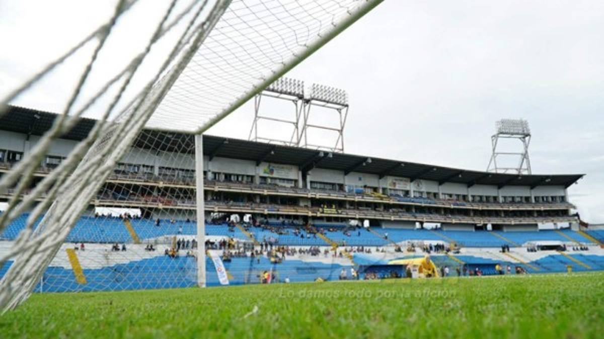 FOTOS: Así vive el Olímpico la fiesta de la gran final Real España-Motagua