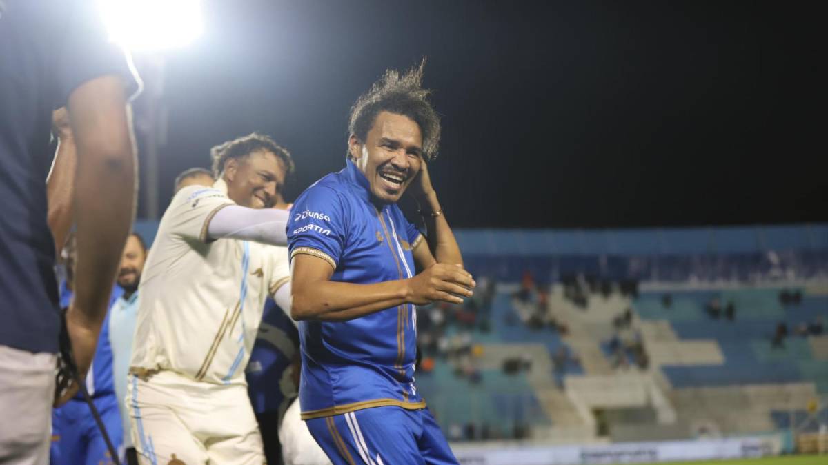 Rambo de León rompe en llanto en su partido de despedida: el triste adiós del ‘10’ y las postales que dejó su homenaje