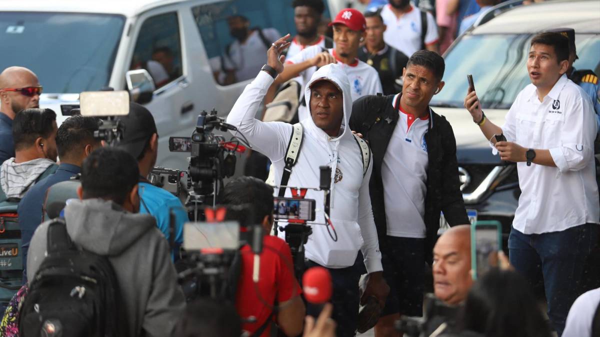 Los disturbios y la hostil llegada del Olimpia al estadio Chelato Uclés para la final de la Liga Nacional ante Motagua