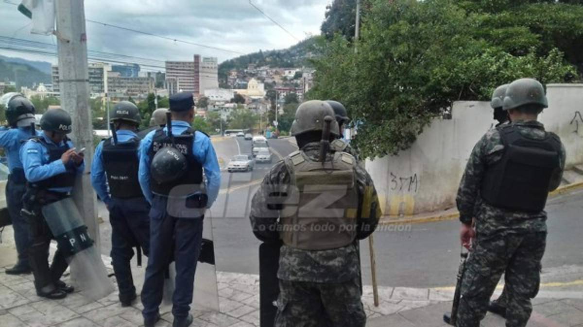 Así resguarda la policía el clásico de semifinal entre Olimpia y Motagua