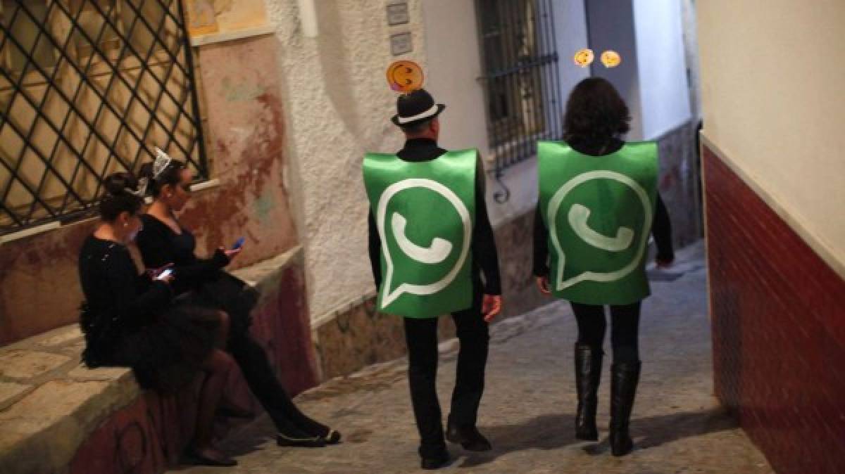 ¡Acribillan con crueles memes a Whatsapp por caída a nivel mundial!