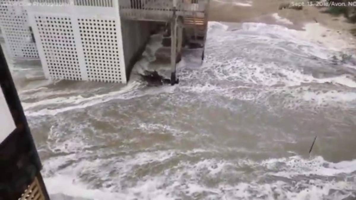 Huracán Florence toca tierra y comienza a desatar su furia en costa este de Estados Unidos