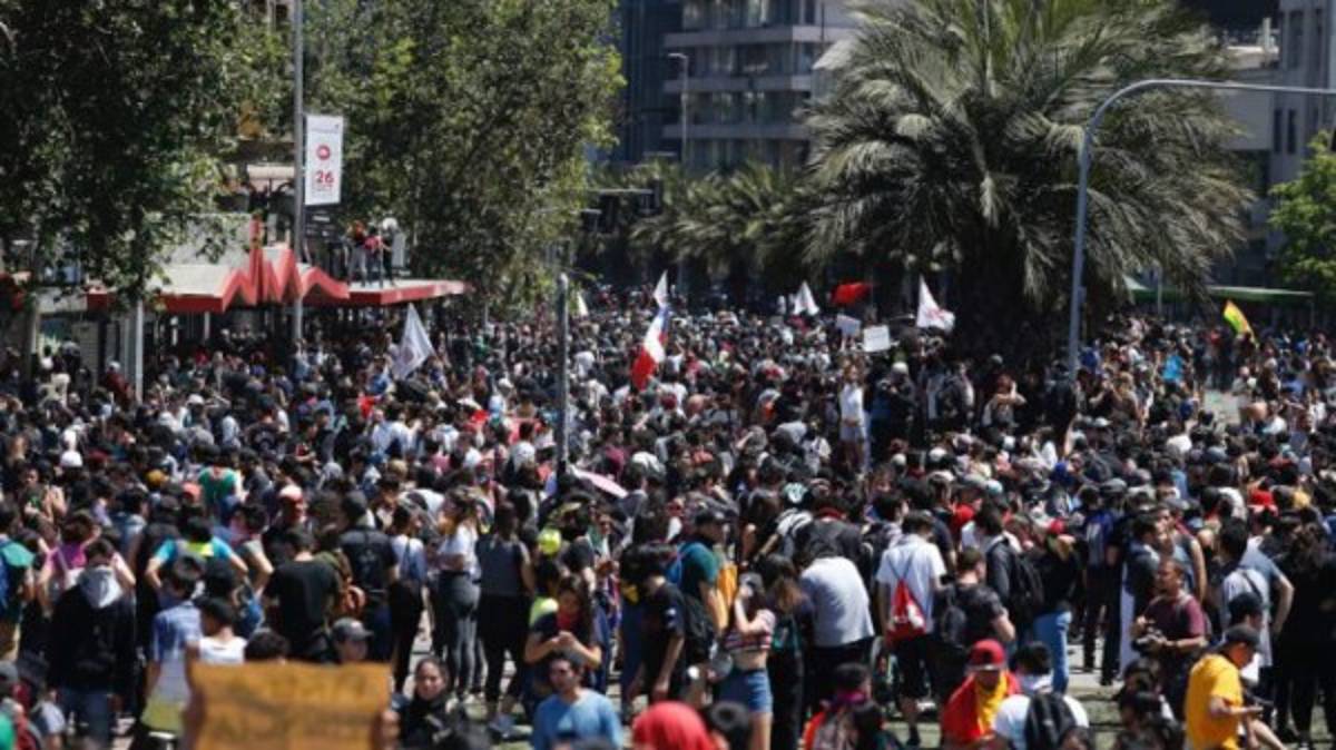 Disturbios, sangre y muertos... ¡Santiago de Chile, sede de la final de Copa Libertadores en crisis social!