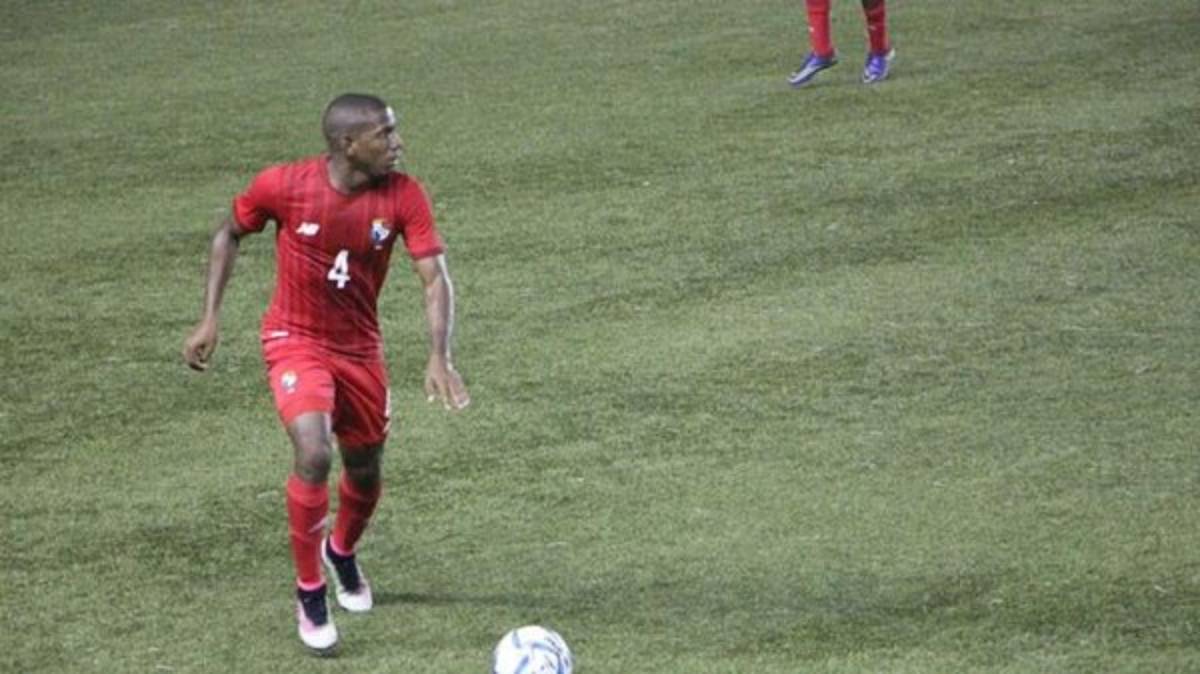 Panameño debuta en el fútbol europeo con apenas 19 años