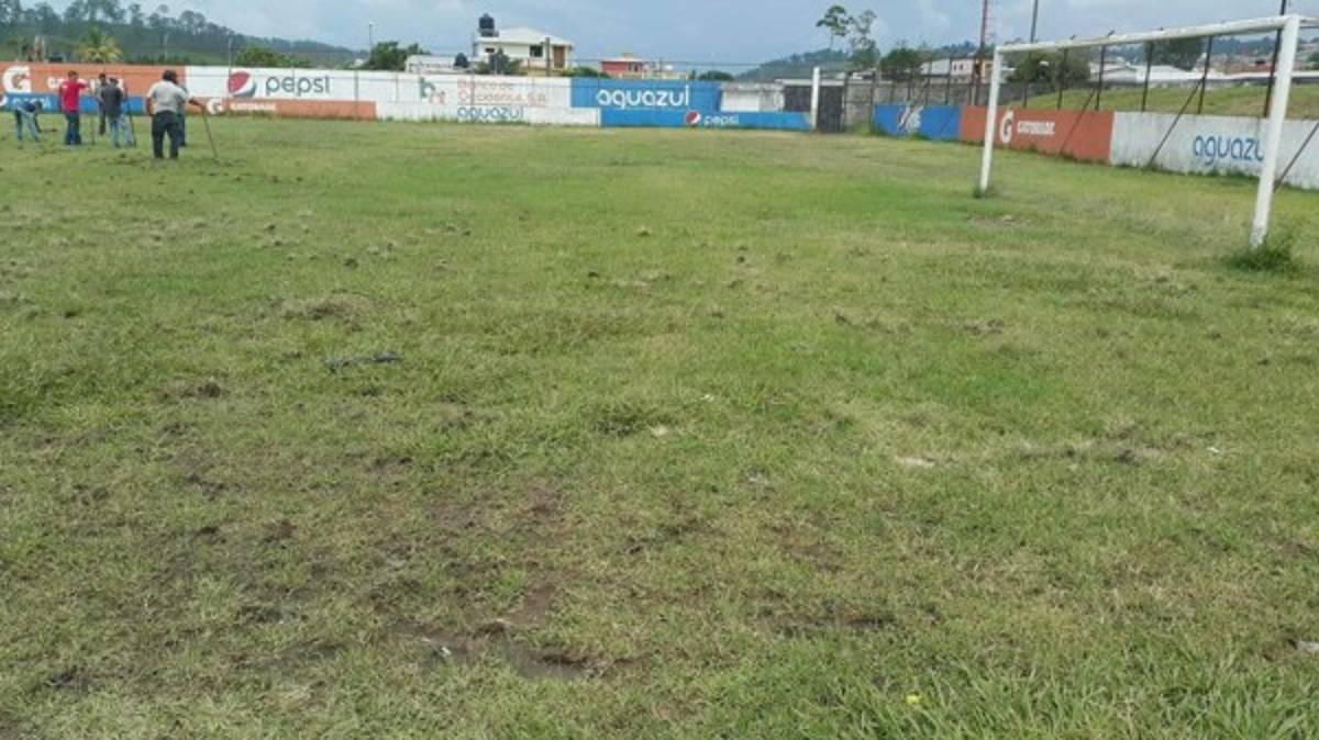 A un mes de haber sido destruida, así luce la cancha del estadio Sergio Reyes
