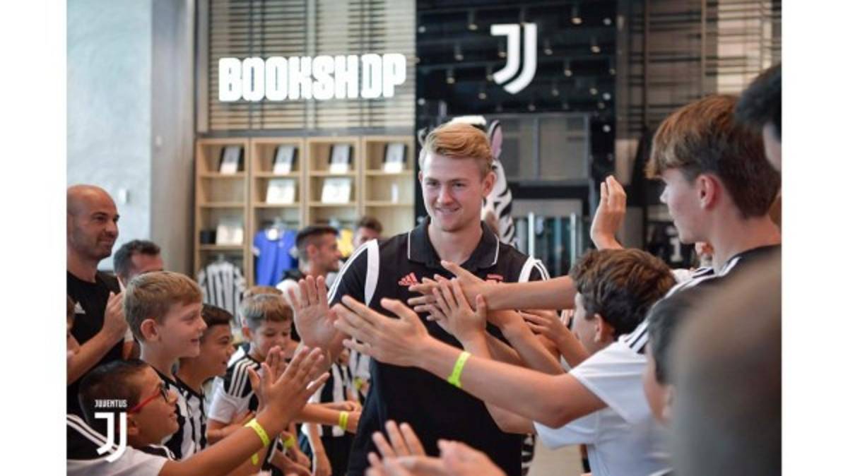 ¿Cómo fue recibido? Así fue el primer día de De Ligt con la Juventus y sus nuevos compañeros
