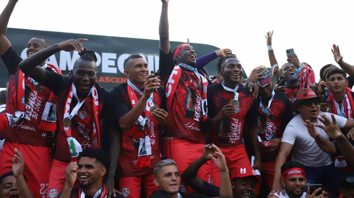¡Celebración y lágrimas! CD Choloma festeja por todo lo alto volver a la primera división de Honduras