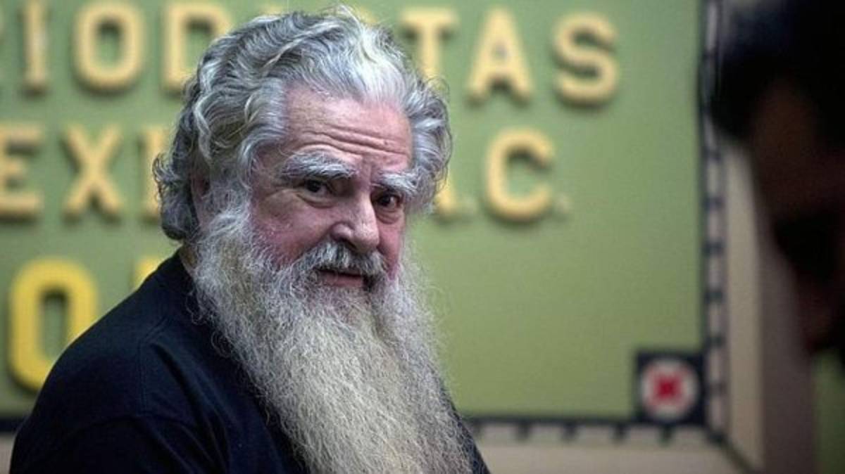 El Brujo Mayor predice victorias de México pero teme goleada ante Brasil