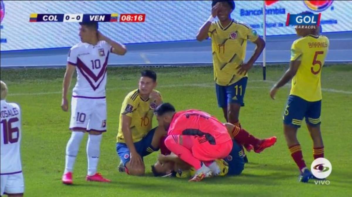 Dolorosas imágenes: así quedó el tobillo de Santiago Arias tras sufrir terrible lesión en el Colombia-Venezuela