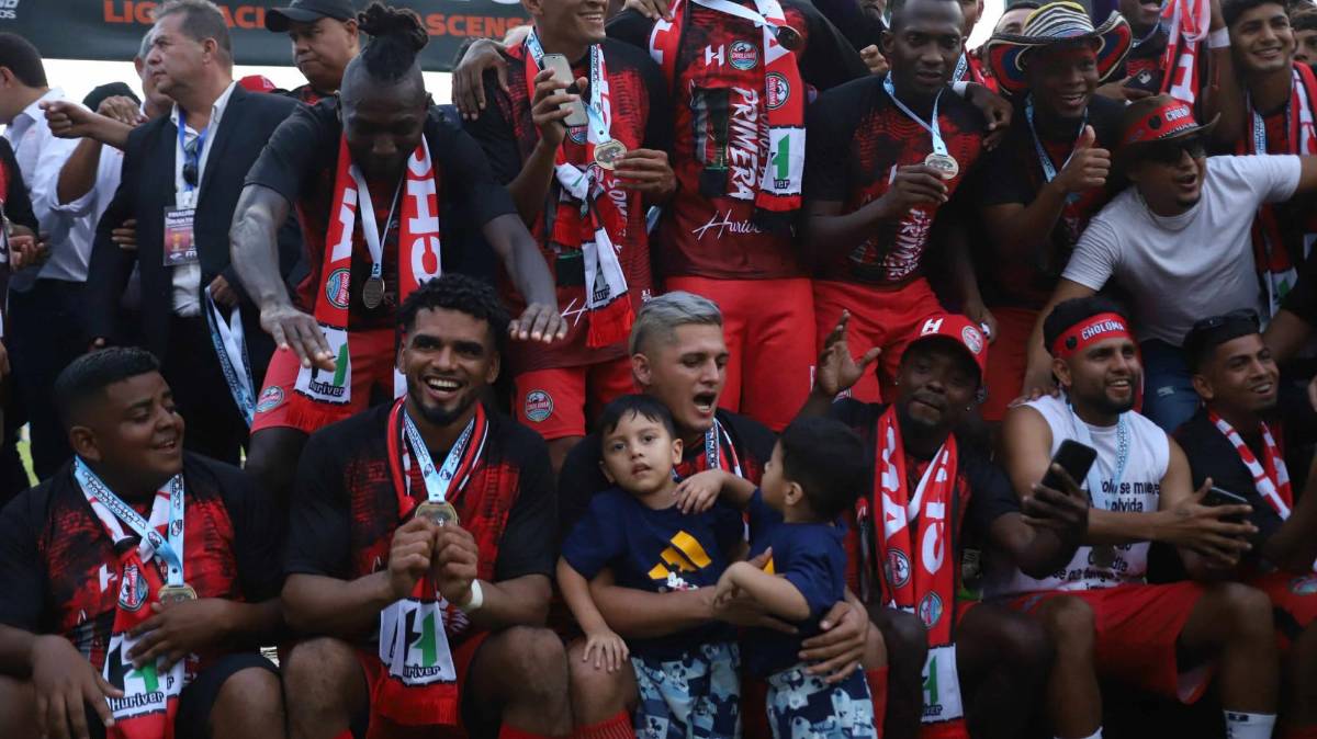 ¡Celebración y lágrimas! CD Choloma festeja por todo lo alto volver a la primera división de Honduras