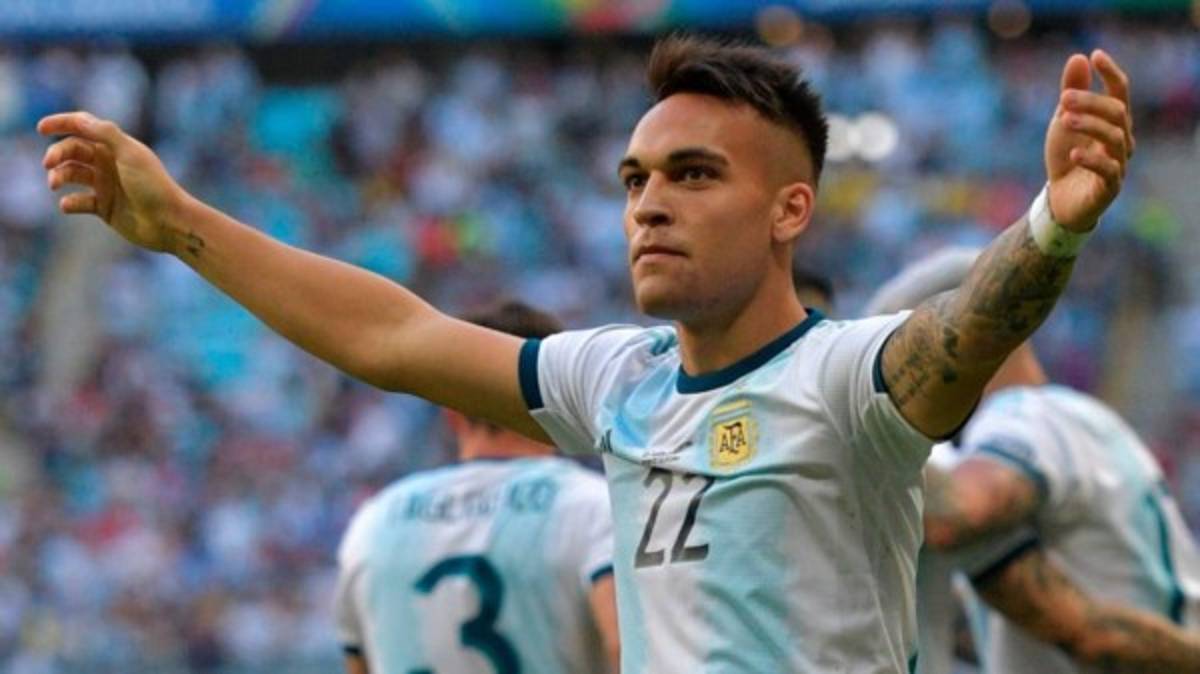 Con dos cambios: El 11 de Argentina para enfrentar a Venezuela en cuartos de la Copa América