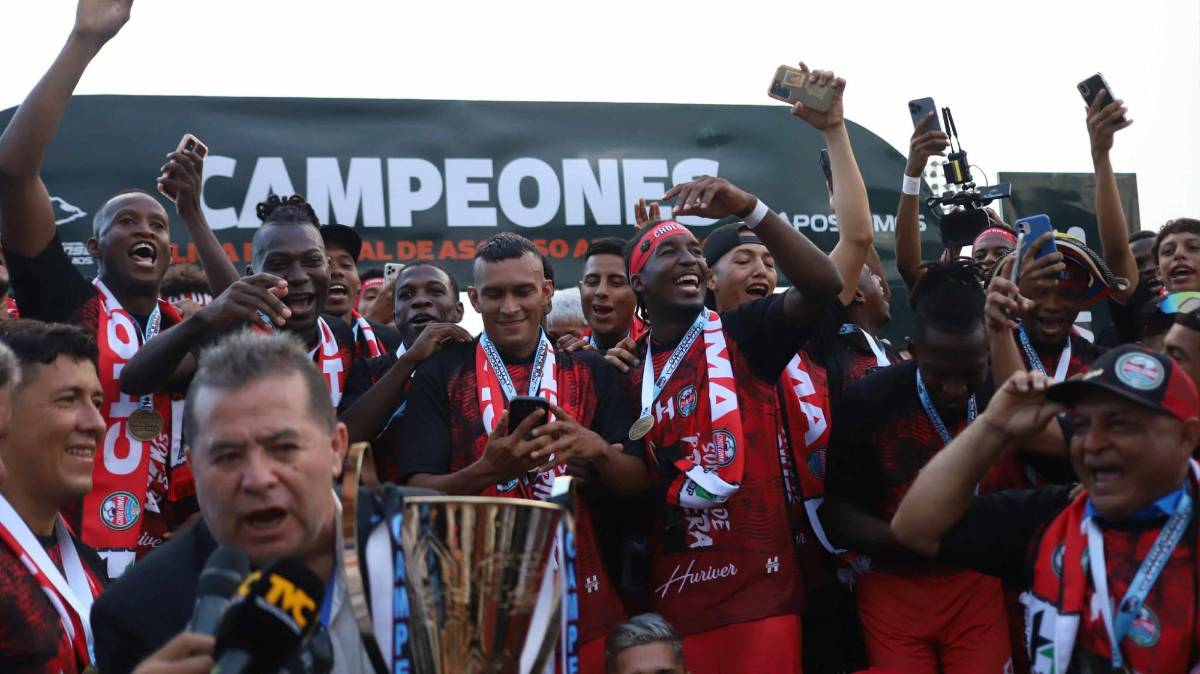 ¡Celebración y lágrimas! CD Choloma festeja por todo lo alto volver a la primera división de Honduras