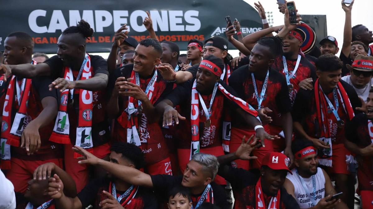 ¡Celebración y lágrimas! CD Choloma festeja por todo lo alto volver a la primera división de Honduras