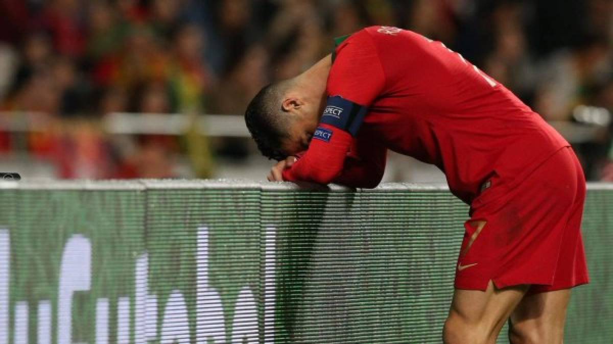 FOTOS: El dolor y frustración de Cristiano Ronaldo tras su lesión con Portugal