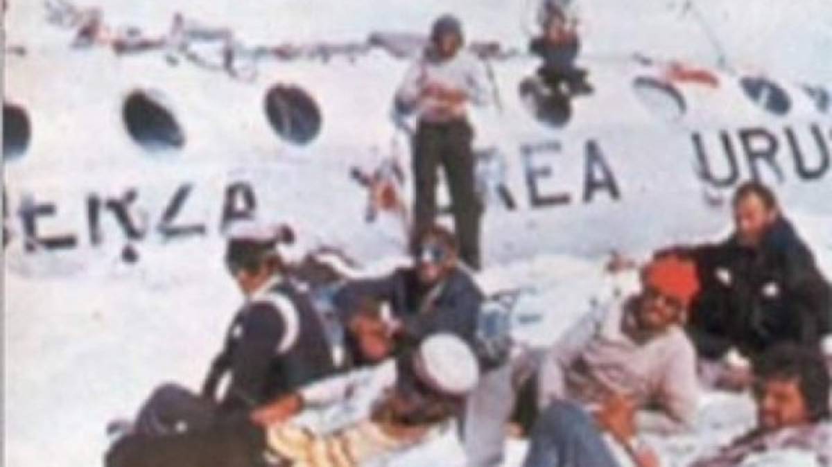 FOTOS: Así fue el dramático rescate de los sobrevivientes de la Tragedia de Los Andes