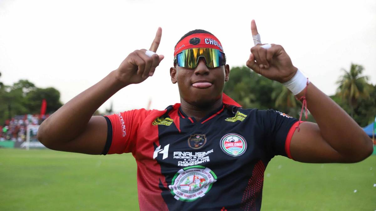 ¡Celebración y lágrimas! CD Choloma festeja por todo lo alto volver a la primera división de Honduras