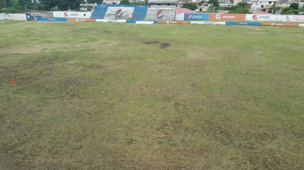 A un mes de haber sido destruida, así luce la cancha del estadio Sergio Reyes