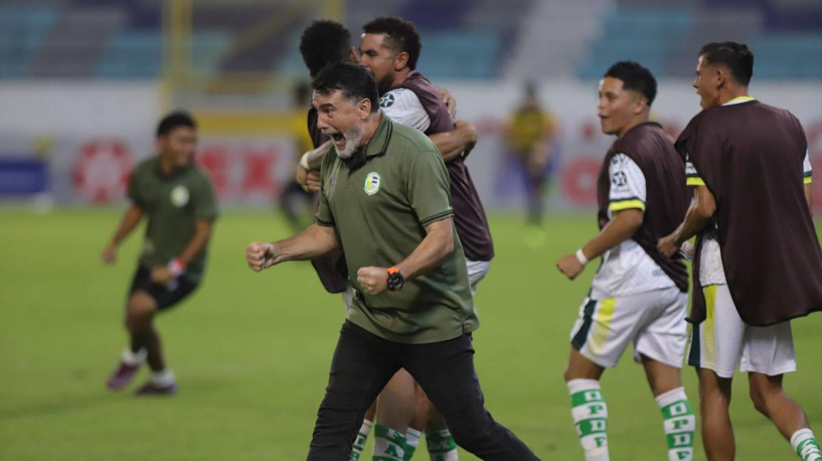 Frustración total en el plantel aurinegro y charla privada; locura de los olanchanos: lo que no se vio del Real España vs Juticalpa