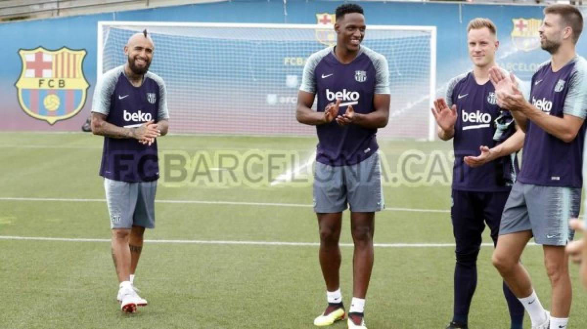 Así recibieron a Arturo Vidal en su primer entrenamiento con el FC Barcelona