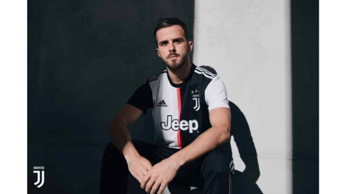 Revolucionaria: Juventus presenta su nueva y polémica camiseta... ¡Sin rayas!