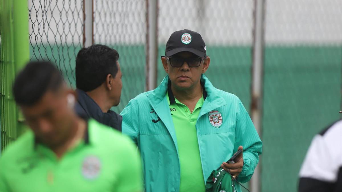 ¡El frío no fue obstáculo! Las bellezas destacan en el Marathón vs Victoria y los aficionados acompañan al Monstruo Verde