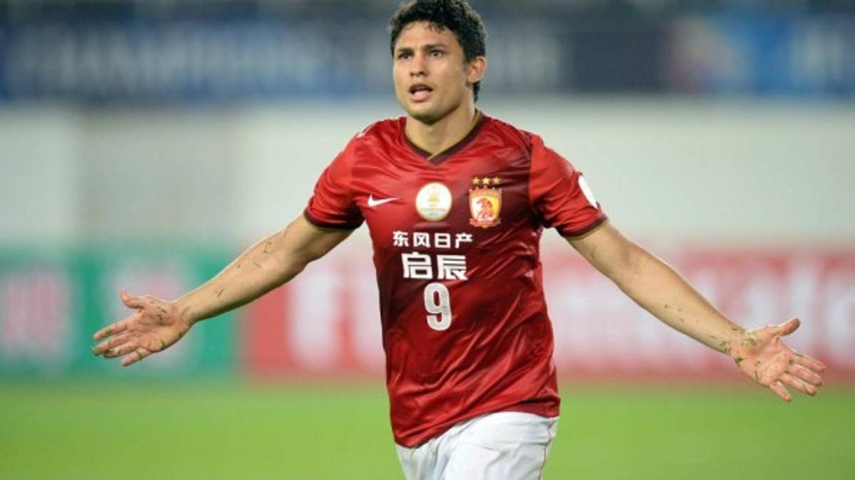 ¡OLVIDADOS! Los cracks que se fueron a China y Japón y que no se volvió a saber de ellos