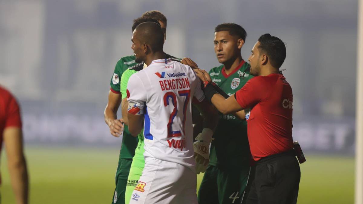 Los locos que se colaron a ver la final en el Nacional, el tremendo llenazo de Olimpia y tristeza de Marathón; invitado especial