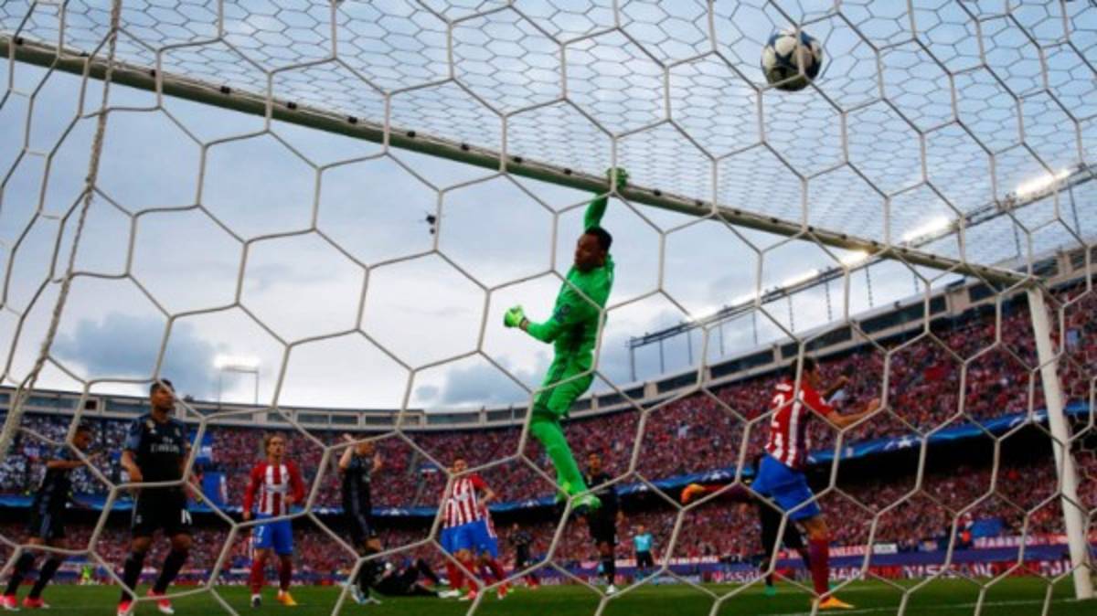 LO QUE NO SE VIO POR TV: Polémico festejo del Real Madrid en el Calderón