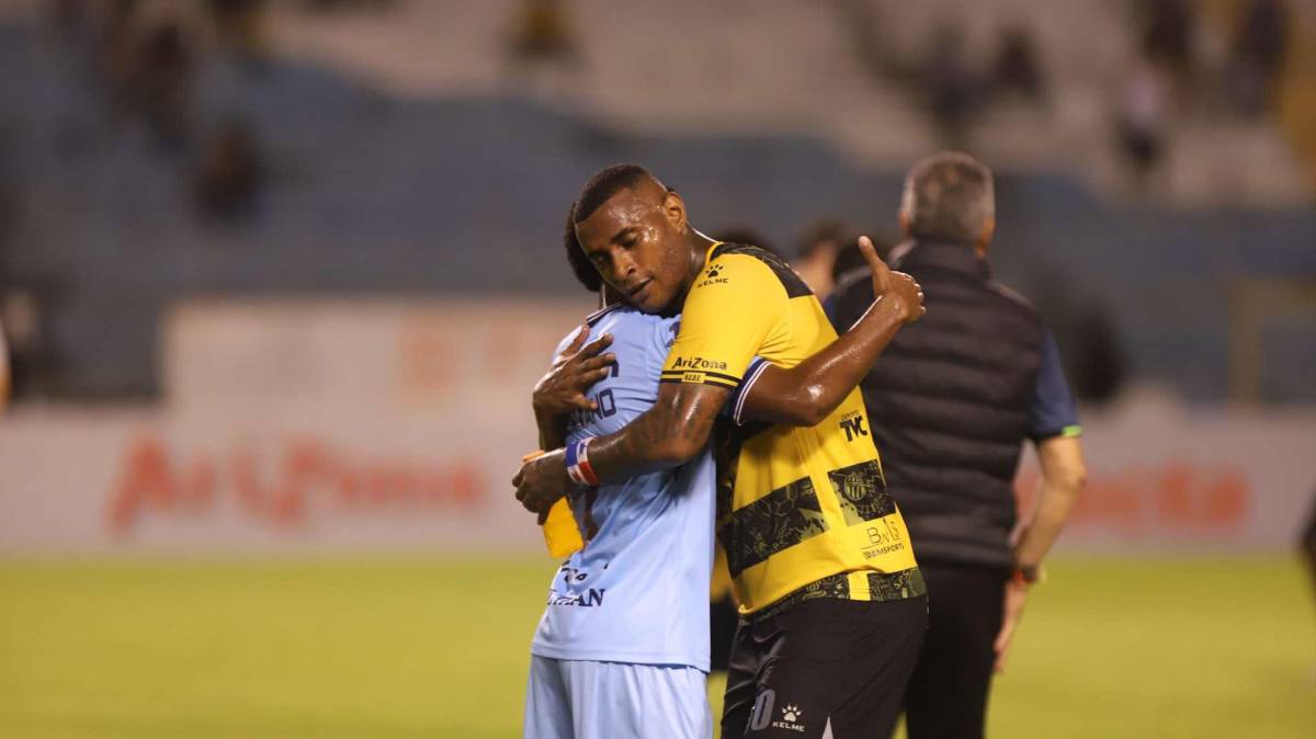 FOTOS: Dos exMotagua sorprenden, Real España sufre duro golpe, error infantil y el enojo que terminó en roja