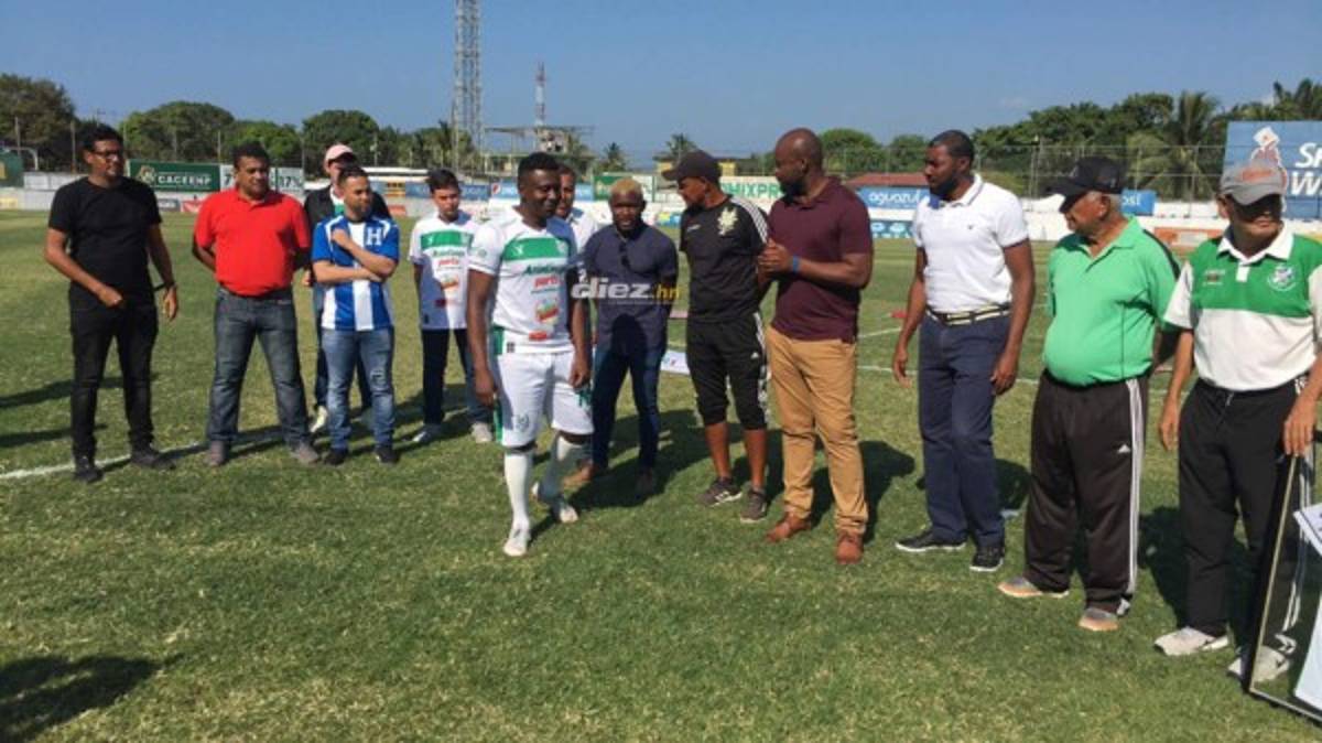 ¡Adiós capitán! Edgar Álvarez se despide del fútbol profesional con tremenda ovación