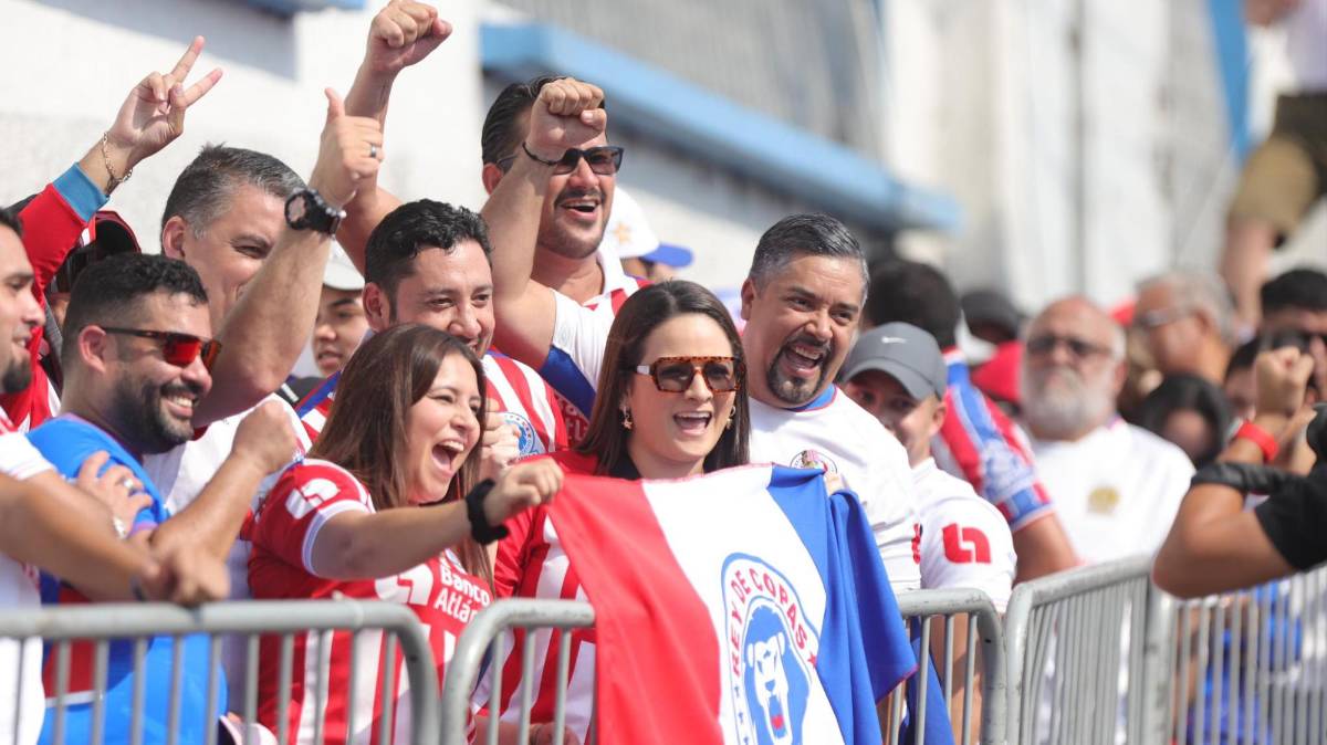 ¡Robaron suspiros! Las hermosas mujeres que enamoraron en la final Olimpia - Marathón en Tegucigalpa (FOTOS)