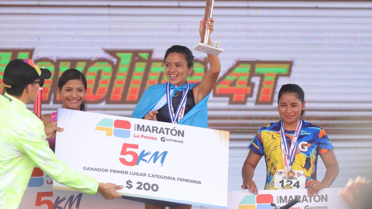 Maratón La Prensa: Atletismo puro, belleza femenina, mascotas corriendo y alegría en búsqueda de la meta