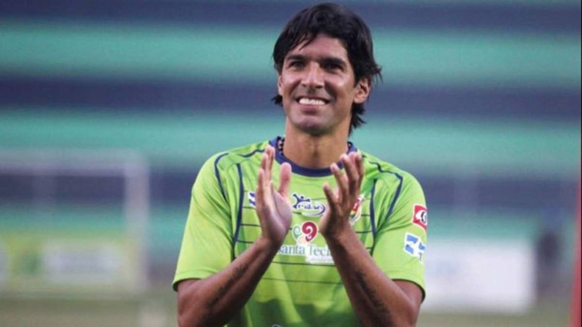 ¡Hondureño en lista! Futbolistas con más equipos en su carrera